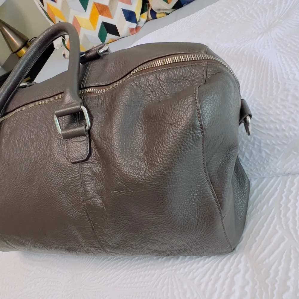 COLE HAAN: Brown Weekend Bag